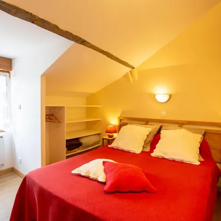 Moulin Neuf De Combecave Pour 6 *